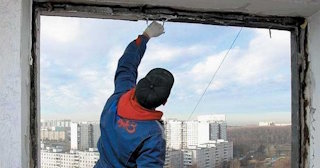 Демонтаж остекления балкона в Фрязино - цена от 559 руб. - Сварной-Фрз